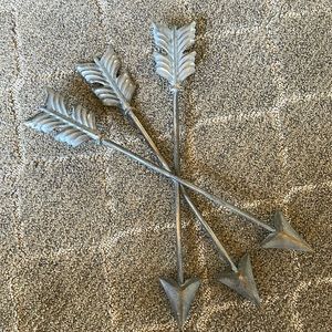 Metal Arrows Wall Decor